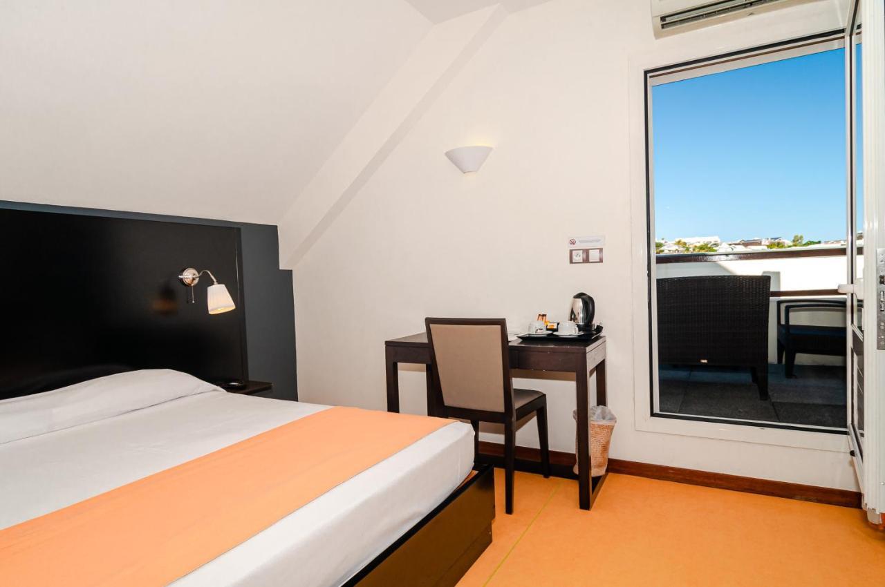 Tama Hotel Saint-Gilles-les Bains Exteriör bild
