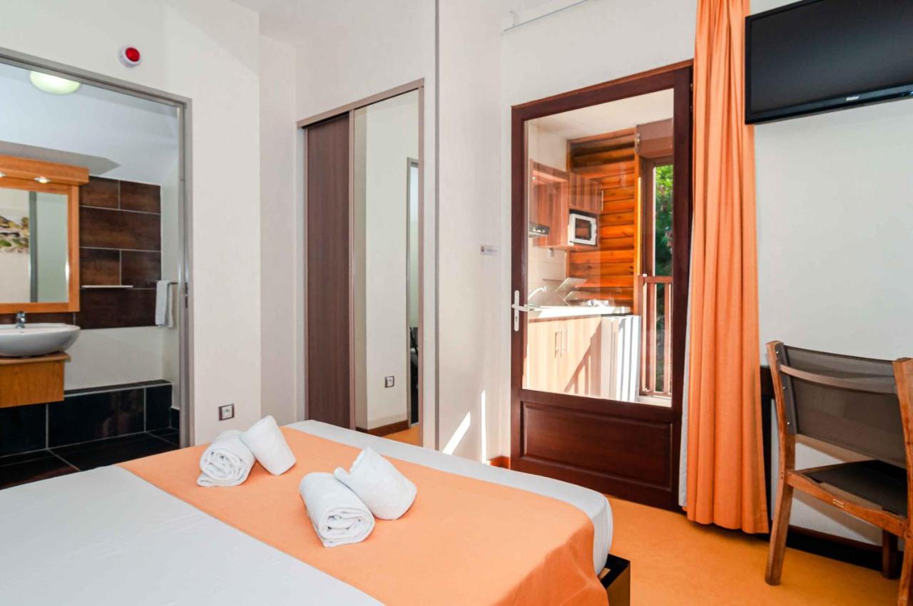 Tama Hotel Saint-Gilles-les Bains Exteriör bild
